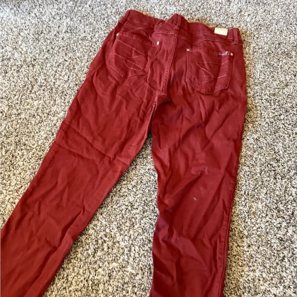 Seven7 Women's Skinny Jeans in Deep Red - Picture 4 of 7